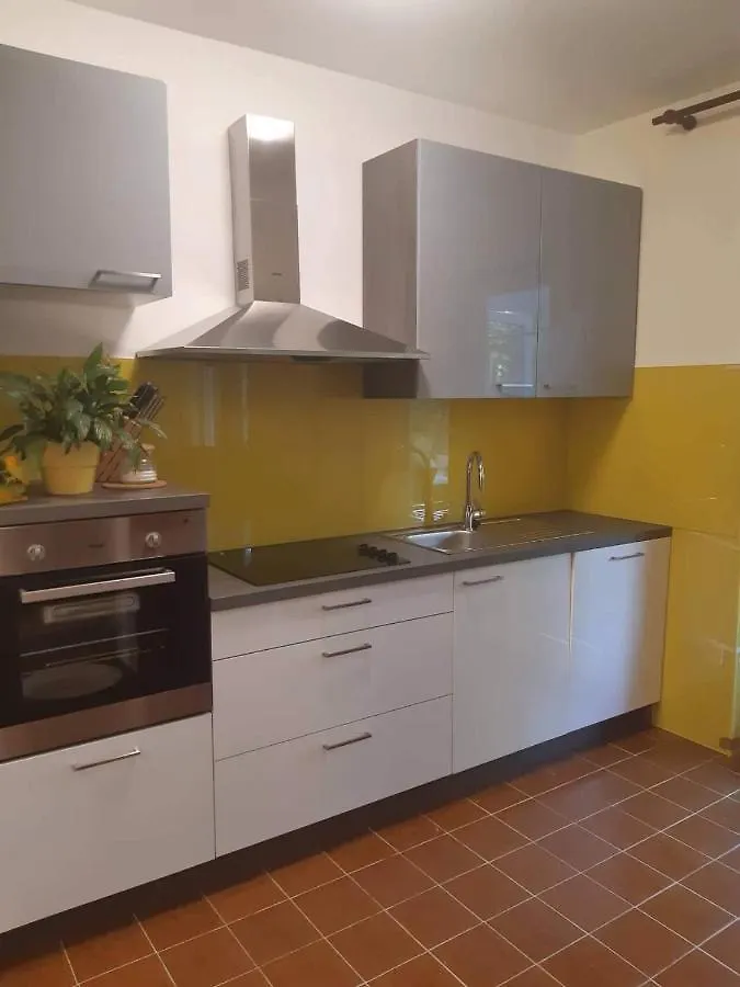 Apartment Near Centar For 2+1 At Pula, With Garden And Free Parking  Pula