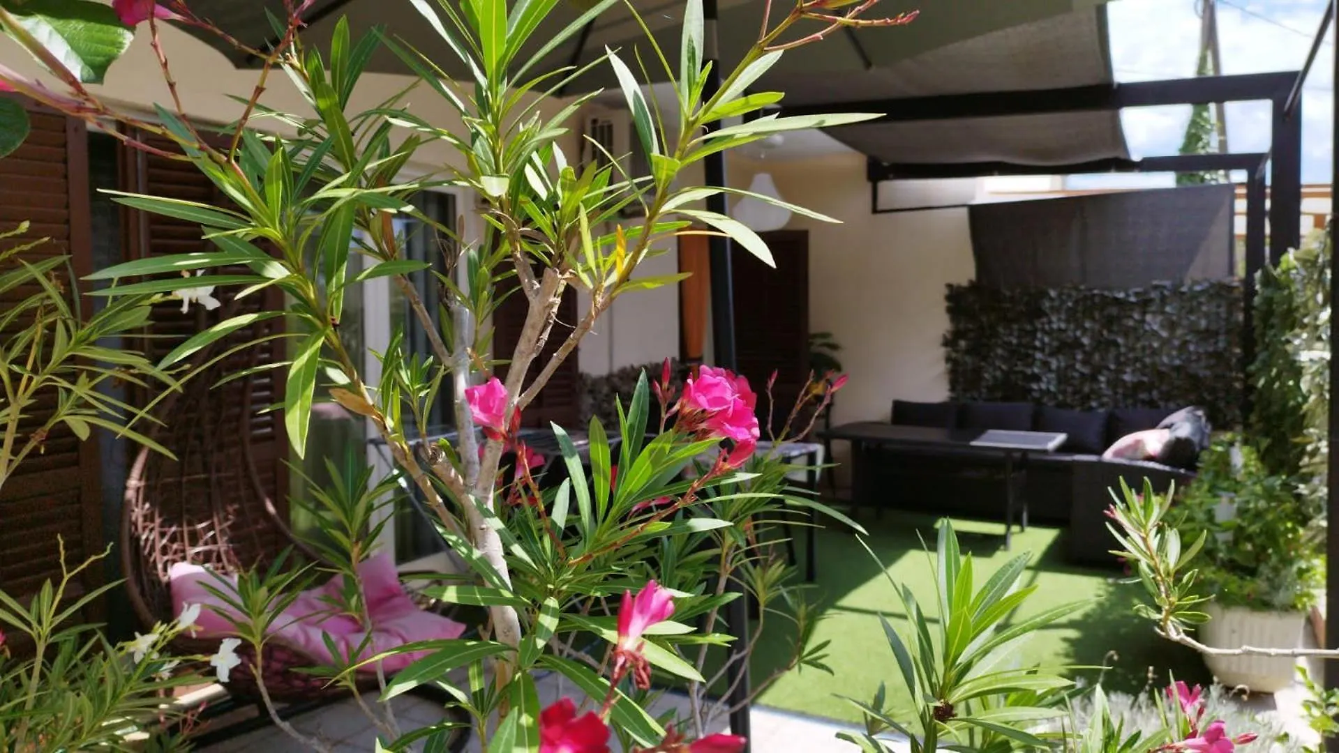 Apartment Near Centar For 2+1 At Pula, With Garden And Free Parking